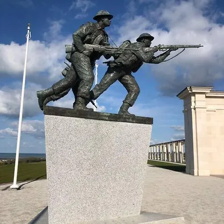 Maison De Pecheur 3ch *jardin*900 M De Juno Beach *
